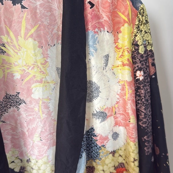 ✅SOLD✅💮🪷Silk Dries Van Noten side tie jacket robe floral print small - Picture 8 of 17